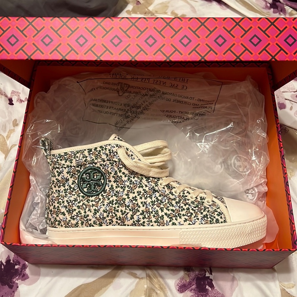 Brand new never worn Tory Burch high top sneakers